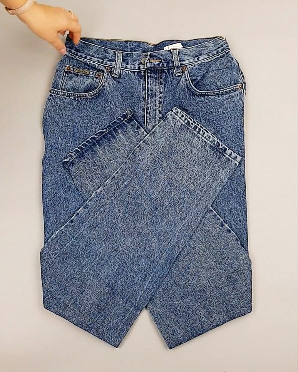 Фотография  903 - Джинсы CALVIN KLEIN муж #7,6 кг, ЛОТ №7021 оптом в Новосибирске и Новосибирской области