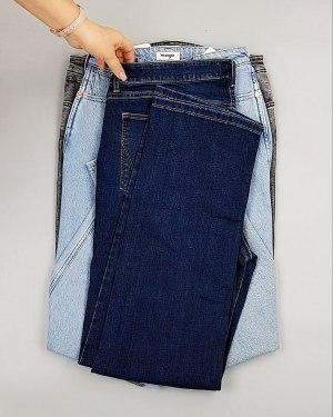 Фотография  625 - Джинсы WRANGLER м/ж#8,1 кг, ЛОТ №7011 оптом в Новосибирске и Новосибирской области