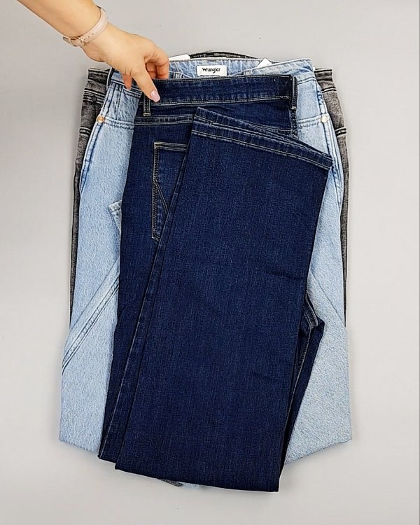 Фотография  606 - Джинсы WRANGLER м/ж#8,1 кг, ЛОТ №7011 оптом в Новосибирске и Новосибирской области