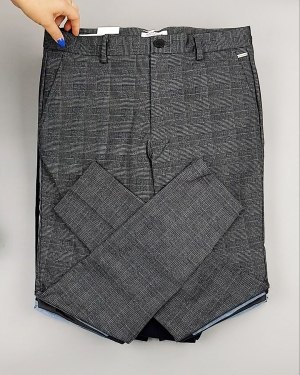 Фотография  468 - Брюки + джинсы JACK JONES 094#10 кг, ЛОТ №6963 оптом в Новосибирске и Новосибирской области