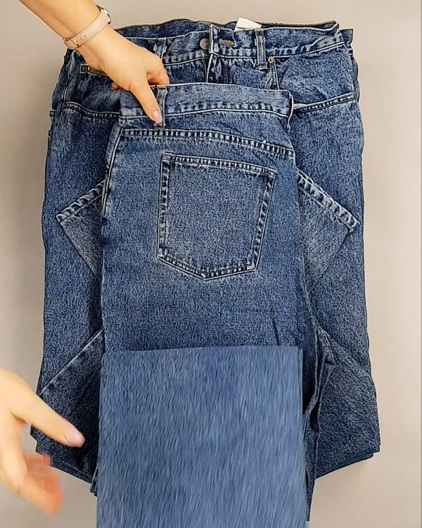 Фотография  192 - Джинсы CALVIN KLEIN муж #7,6 кг, ЛОТ №7020 оптом в Новосибирске и Новосибирской области