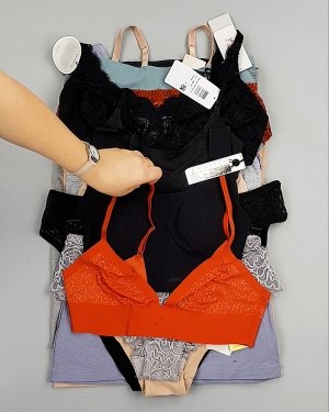 Фотография  404 - Нижнее белье TRIUMPH 104#33 шт, ЛОТ №7134 оптом в Новосибирске и Новосибирской области