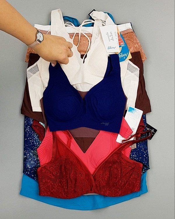 Фотография  846 - Нижнее белье TRIUMPH 104#33 шт, ЛОТ №7135 оптом в Новосибирске и Новосибирской области
