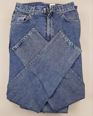 Купить Джинсы CALVIN KLEIN муж #7,6 кг, ЛОТ №7020 оптом в Новосибирске и Новосибирской области