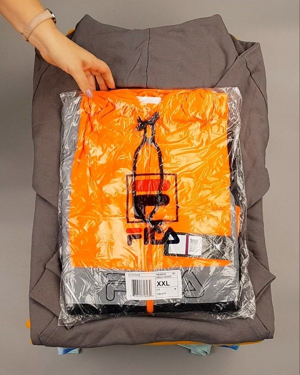 Фотография  665 - HOODIE CAN 084#10 кг, ЛОТ №7034 оптом в Новосибирске и Новосибирской области