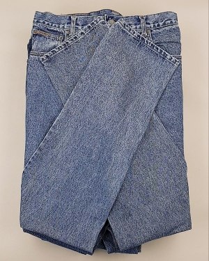 Купить Джинсы CALVIN KLEIN муж #7,6 кг, ЛОТ №7021 оптом в Новосибирске и Новосибирской области