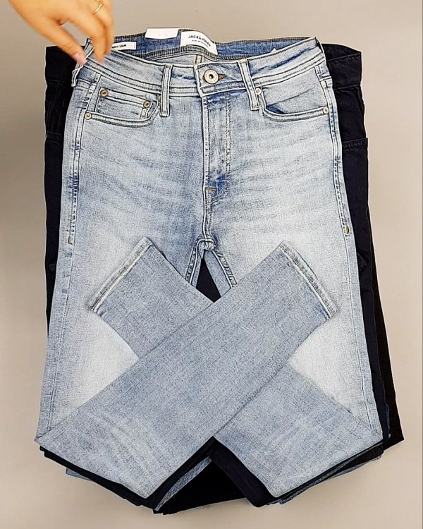 Фотография  931 - Джинсы JACK JONES 094#10 кг, ЛОТ №6978 оптом в Новосибирске и Новосибирской области