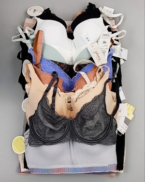 Фотография  601 - Нижнее белье TRIUMPH 104#33 шт, ЛОТ №7136 оптом в Новосибирске и Новосибирской области