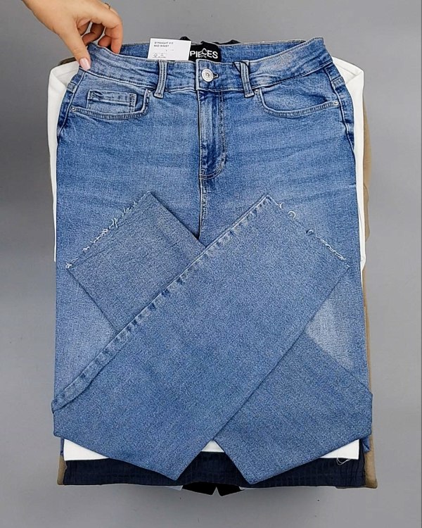 Фотография  569 - PIECES Winter mix 104#15 кг, ЛОТ №7144 оптом в Новосибирске и Новосибирской области