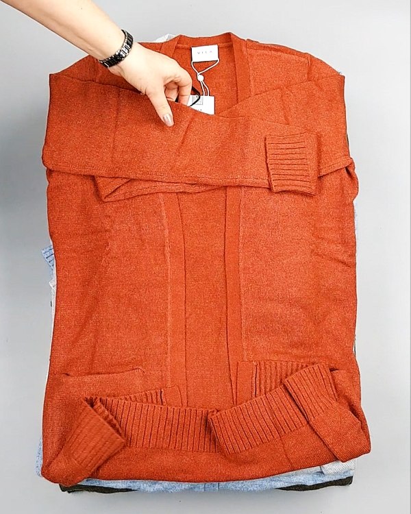 Фотография  547 - Кардиганы VILA W 104#7 кг, ЛОТ №7382 оптом в Новосибирске и Новосибирской области