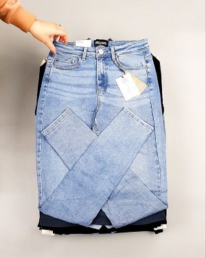 Фотография  141 - PIECES Winter mix 104#15 кг, ЛОТ №7379 оптом в Новосибирске и Новосибирской области