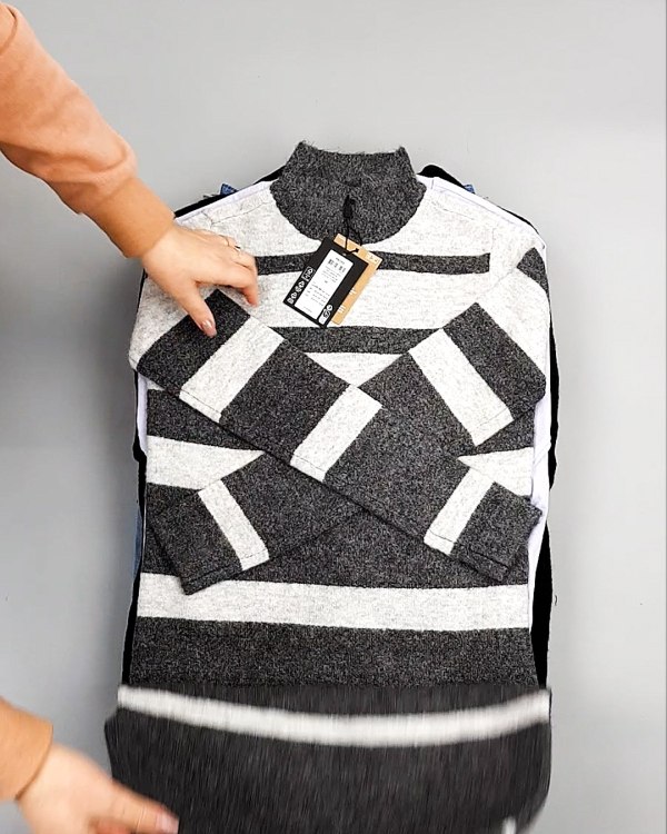 Фотография  582 - PIECES Winter mix 104#15 кг, ЛОТ №7378 оптом в Новосибирске и Новосибирской области