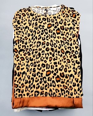 Купить Bestseller Summer mix 104#15 кг, ЛОТ №7494 оптом в Новосибирске и Новосибирской области