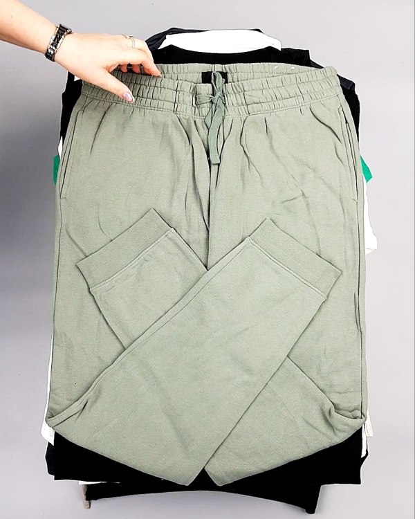 Фотография  379 - 12191 H&M mix textil 1224#25 кг, ЛОТ №7489 оптом в Новосибирске и Новосибирской области