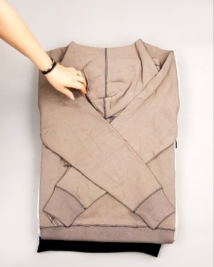 Фотография  624 - Толстовки СТОК CAN 0424#10 кг, ЛОТ №7447 оптом в Новосибирске и Новосибирской области