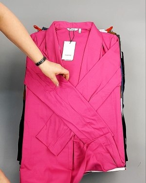 Фотография  734 - Bestseller Summer mix 104#15 кг, ЛОТ №7494 оптом в Новосибирске и Новосибирской области