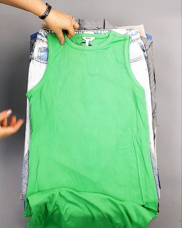 Фотография  732 - Bestseller Summer mix 104#15 кг, ЛОТ №7491 оптом в Новосибирске и Новосибирской области