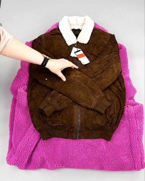 Фотография  489 - Верхняя одежда м/ж C&A 025#10 кг оптом в Новосибирске и Новосибирской области