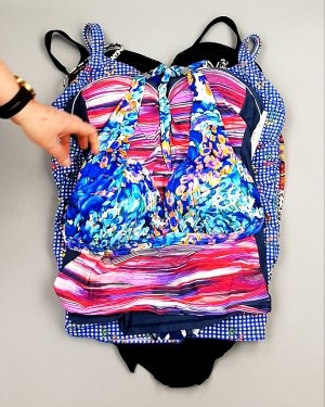 Фотография  694 - Купальники СТОК CAN 124#5 кг, ЛОТ №7688 оптом в Новосибирске и Новосибирской области