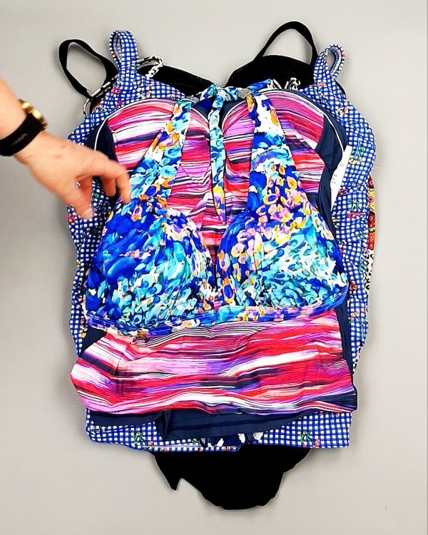 Фотография  642 - Купальники СТОК CAN 124#5 кг, ЛОТ №7688 оптом в Новосибирске и Новосибирской области