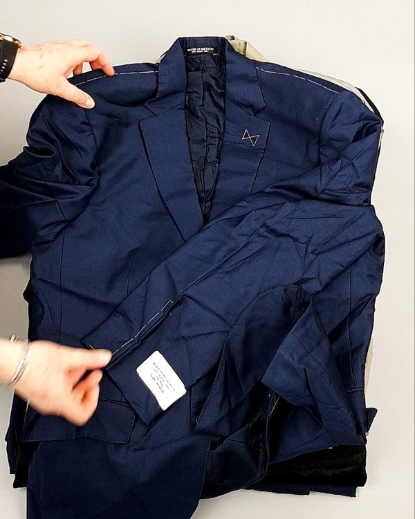 Фотография  679 - Пиджаки муж AMAZON 015#7,8 кг, ЛОТ №7774 оптом в Новосибирске и Новосибирской области