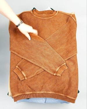 Фотография  460 - SWEATSHIRT CAN 084#10 кг, ЛОТ №7620 оптом в Новосибирске и Новосибирской области