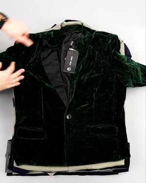 Фотография  971 - Пиджаки муж AMAZON 015#7 кг, ЛОТ №7769 оптом в Новосибирске и Новосибирской области