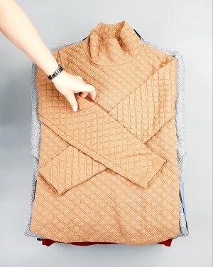 Фотография  870 - SWEATSHIRT CAN 084#10 кг, ЛОТ №7619 оптом в Новосибирске и Новосибирской области