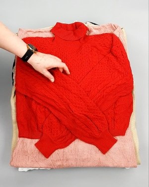 Фотография  965 - Джемпера СТОК CAN 084#7 кг, ЛОТ №7649 оптом в Новосибирске и Новосибирской области