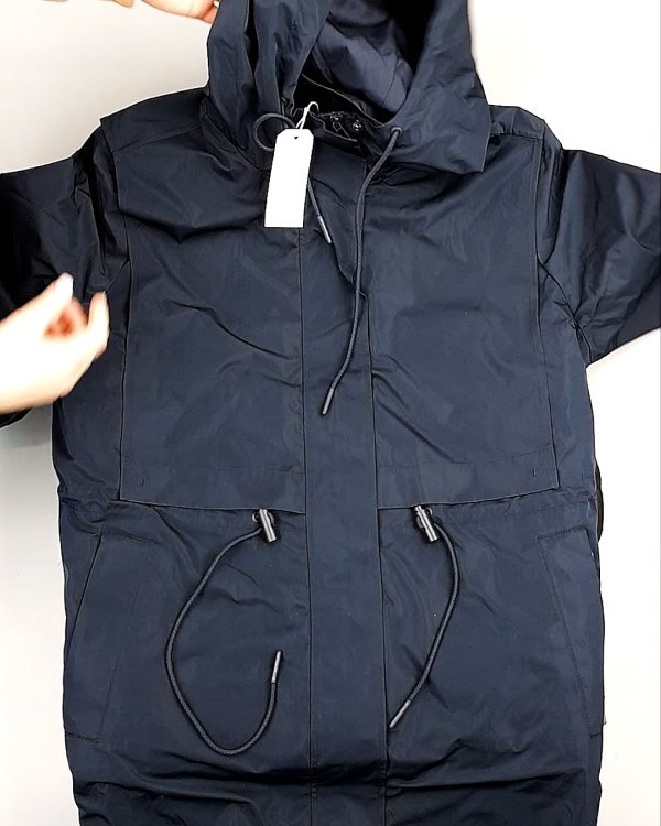 Фотография  219 - Верхняя одежда весна TOM TAILOR 124#7,8 кг, ЛОТ №7581 оптом в Новосибирске и Новосибирской области