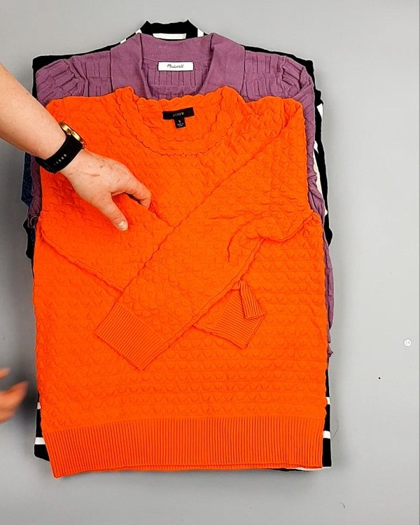 Фотография  190 - Джемпера легкие СТОК CAN 084#7 кг оптом в Новосибирске и Новосибирской области