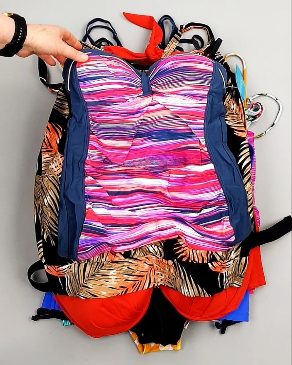 Фотография  545 - Купальники СТОК CAN 124#5 кг, ЛОТ №7686 оптом в Новосибирске и Новосибирской области