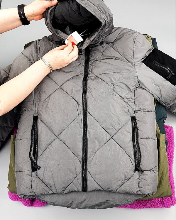 Фотография  899 - Верхняя одежда м/ж C&A 025#10 кг оптом в Новосибирске и Новосибирской области