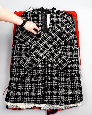 Фотография  704 - Кардиганы СТОК CAN 084#7 кг, ЛОТ №7672 оптом в Новосибирске и Новосибирской области