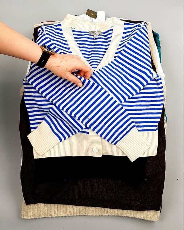 Фотография  165 - Джемпера СТОК CAN 084#7 кг оптом в Новосибирске и Новосибирской области