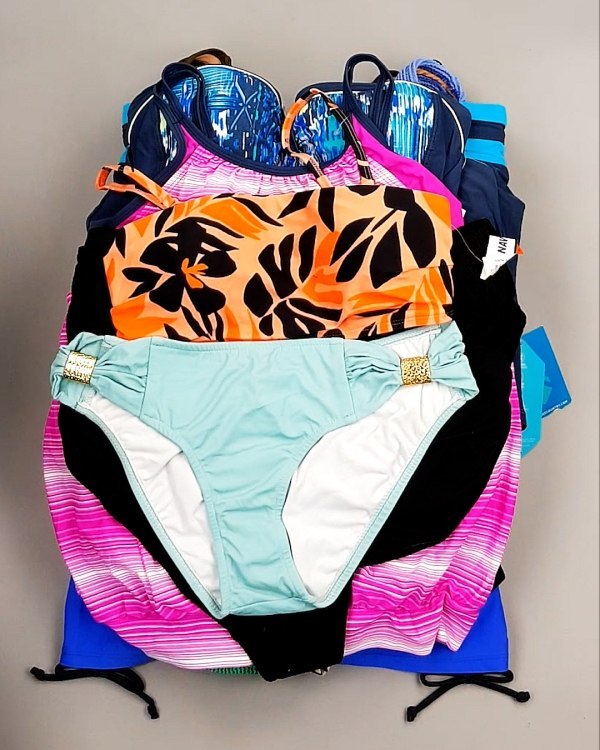 Фотография  996 - Купальники СТОК CAN 124#5 кг, ЛОТ №7689 оптом в Новосибирске и Новосибирской области