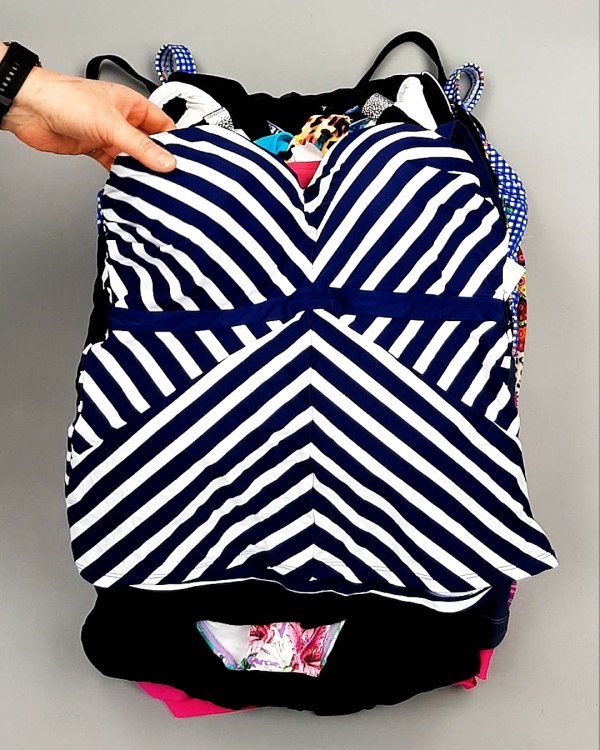 Фотография  528 - Купальники СТОК CAN 124#5 кг, ЛОТ №7688 оптом в Новосибирске и Новосибирской области