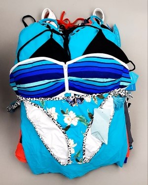 Фотография  823 - Купальники СТОК CAN 124#5 кг, ЛОТ №7690 оптом в Новосибирске и Новосибирской области