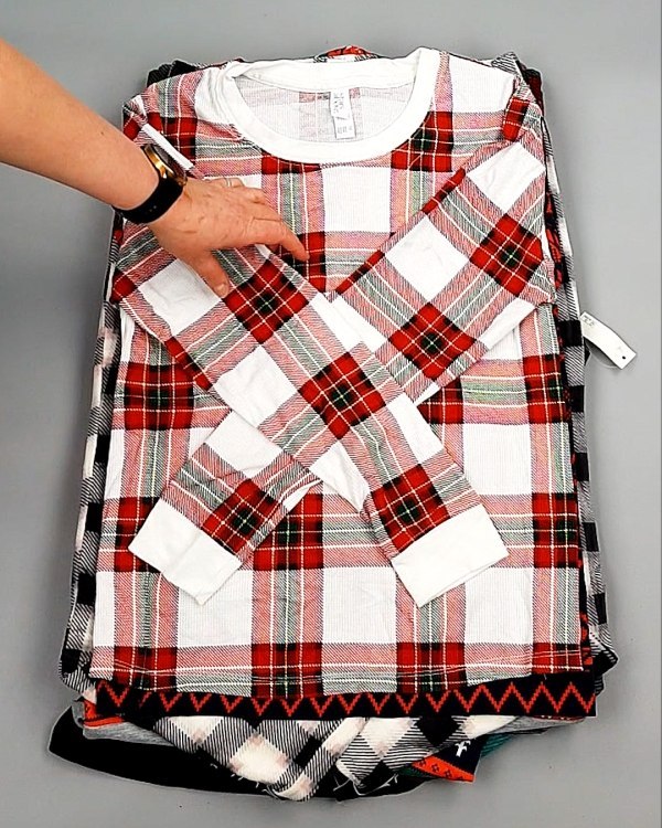 Фотография  863 - Домашняя одежда м/ж AMAZON 015#7 кг, ЛОТ №7783 оптом в Новосибирске и Новосибирской области