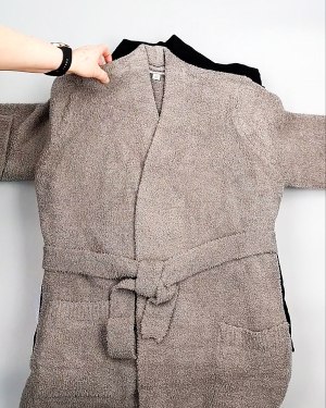 Фотография  803 - Кардиганы СТОК CAN 084#7 кг, ЛОТ №7671 оптом в Новосибирске и Новосибирской области