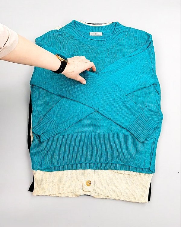 Фотография  246 - Джемпера СТОК CAN 084#7 кг, ЛОТ №7647 оптом в Новосибирске и Новосибирской области