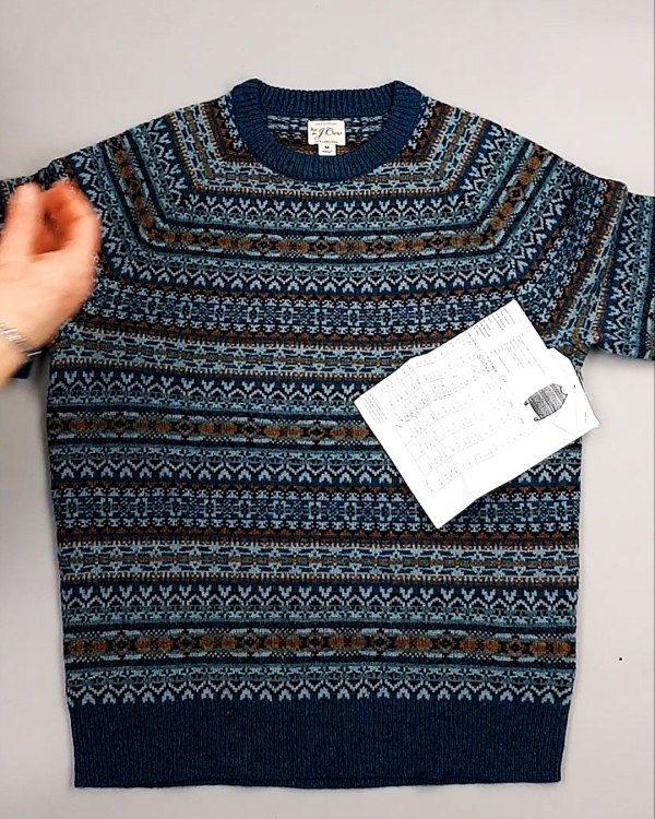 Фотография  230 - Джемпера СТОК CAN 084#7 кг, ЛОТ №7650 оптом в Новосибирске и Новосибирской области