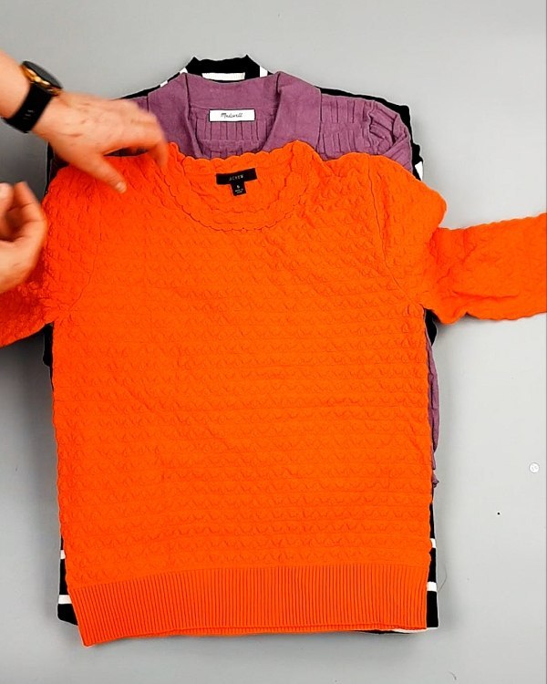 Фотография  542 - Джемпера легкие СТОК CAN 084#7 кг, ЛОТ №7633 оптом в Новосибирске и Новосибирской области