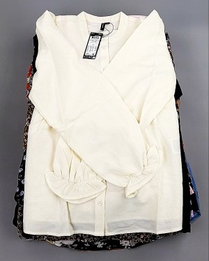 Купить Блузки Bestseller 44#5 кг, ЛОТ №8026 оптом в Новосибирске и Новосибирской области