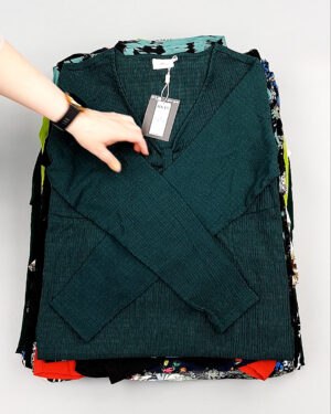 Фотография  401 - Блузки Bestseller+DK 035#5 кг, ЛОТ №8097 оптом в Новосибирске и Новосибирской области