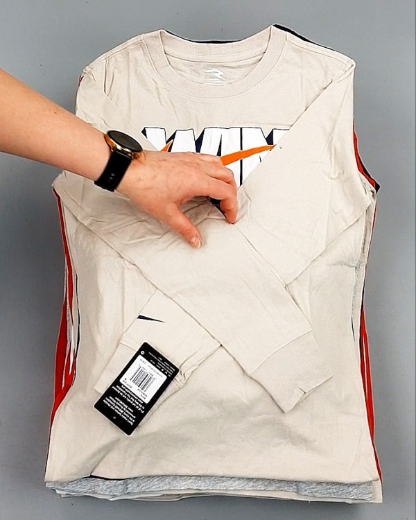 Фотография  476 - Тонковки детские NIKE CAN 084#5 кг, ЛОТ №7971 оптом в Новосибирске и Новосибирской области