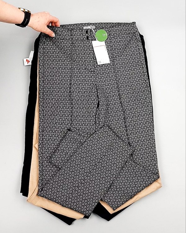 Фотография  928 - Брюки женские лето C&A 025#10 кг оптом в Новосибирске и Новосибирской области