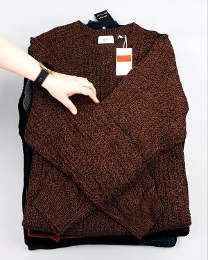 Фотография  430 - Джемпера мужские C&A 025#7 кг, ЛОТ №7887 оптом в Новосибирске и Новосибирской области