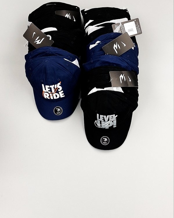 Фотография  650 - Кепки детские CAN 084#5 кг, ЛОТ №7965 оптом в Новосибирске и Новосибирской области