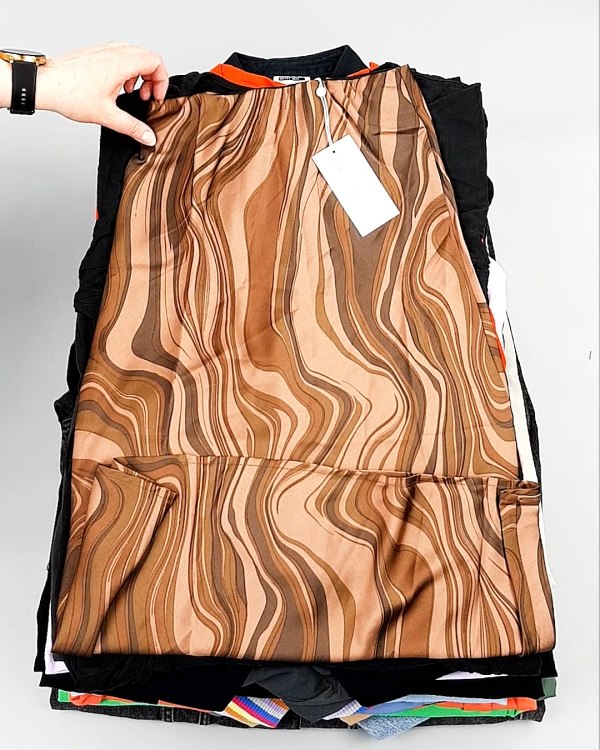 Фотография  520 - ДАНИЯ Summer mix 24#15 кг, ЛОТ №8045 оптом в Новосибирске и Новосибирской области